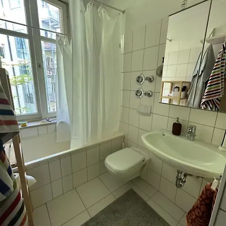 Beautiful 3 Bedrooms *